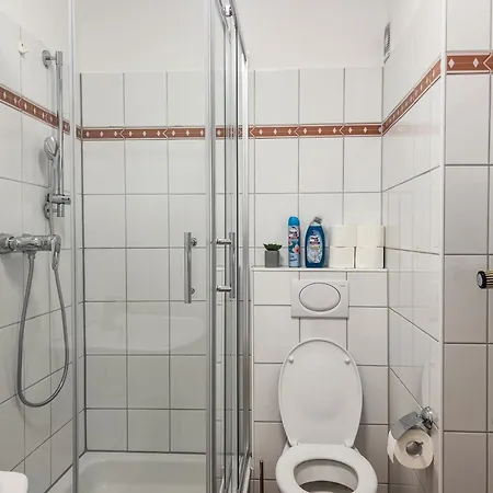 Appartamento T&k - - 3 With Private Parking 7min Fair And Airport Dus *
