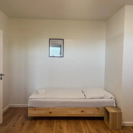 T&k - - 3 With Private Parking 7min Fair And Airport Dus Düsseldorf