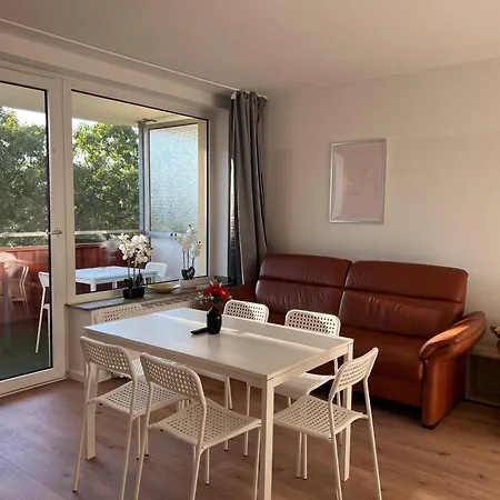 Apartmán T&k - - 3 With Private Parking 7min Fair And Airport Dus