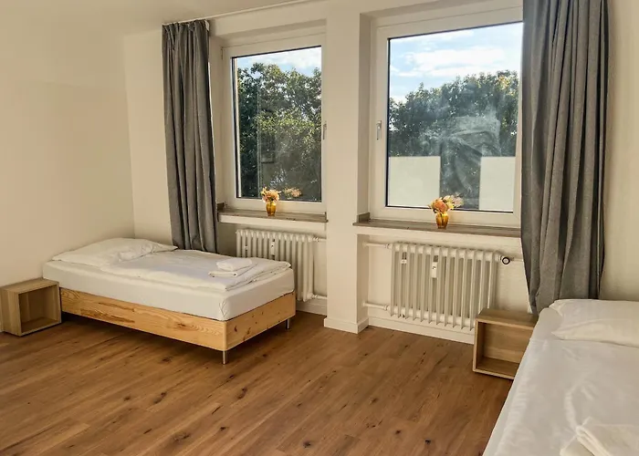 T&k - - 3 With Private Parking 7min Fair And Airport Dus * Dusseldorf