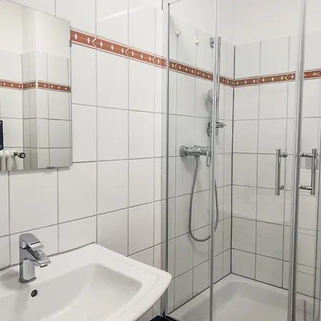 T&k - - 3 With Private Parking 7min Fair And Airport Dus * Ντίσελντορφ